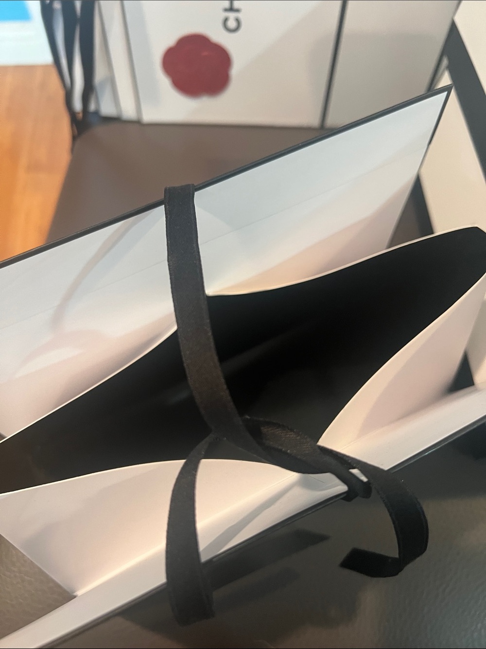 Chanel boxes - Picture 2 of 2